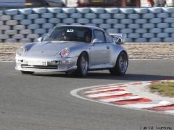 Nathalie Eeckhout sur le circuit de Croix en Ternois avec le club 911 Tourcoing