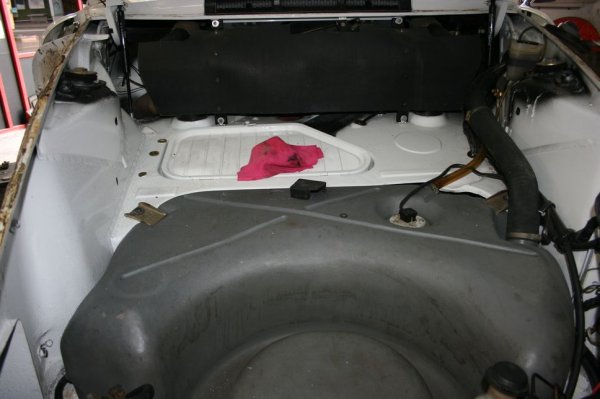 preparation_porsche-24s_2008-06-13_15-17-24